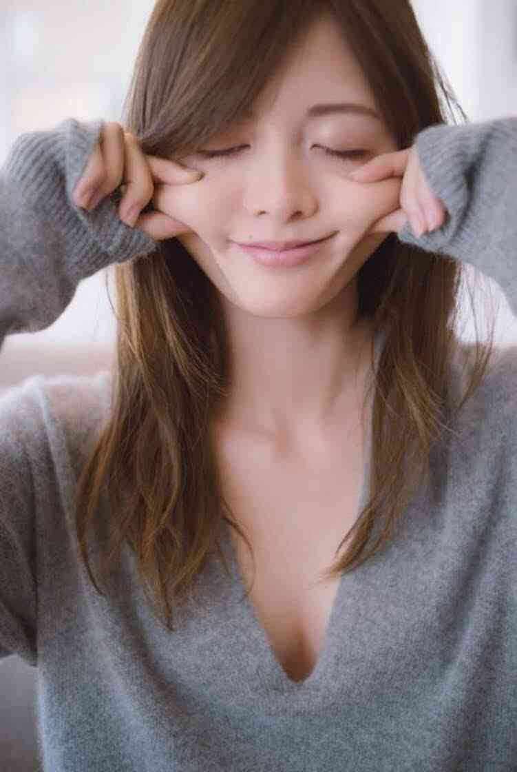 【画像】色んな白石麻衣が見たい