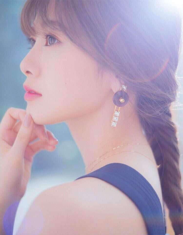 【画像】色んな白石麻衣が見たい