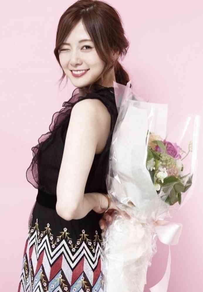 【画像】色んな白石麻衣が見たい