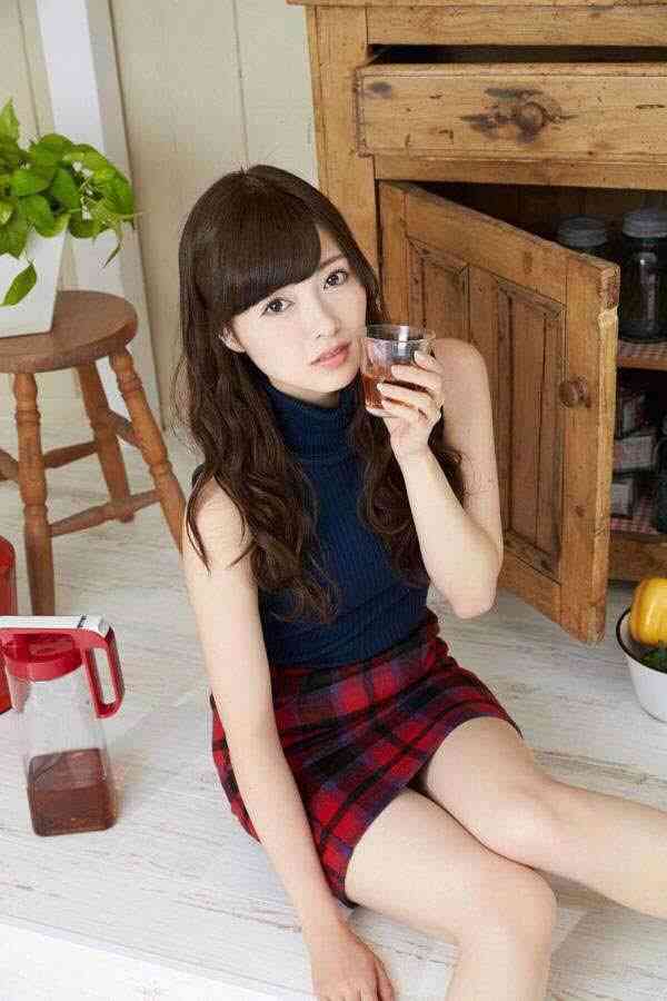 【画像】色んな白石麻衣が見たい