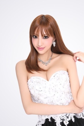 歌舞伎町ナンバー1「キャバ嬢」の引退会見　一晩の売上記録はなんと…。