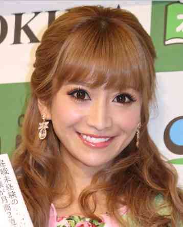 歌舞伎町ナンバー1「キャバ嬢」の引退会見　一晩の売上記録はなんと…。