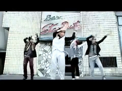 ゴールデンボンバーで好きな曲3曲挙げよう！！