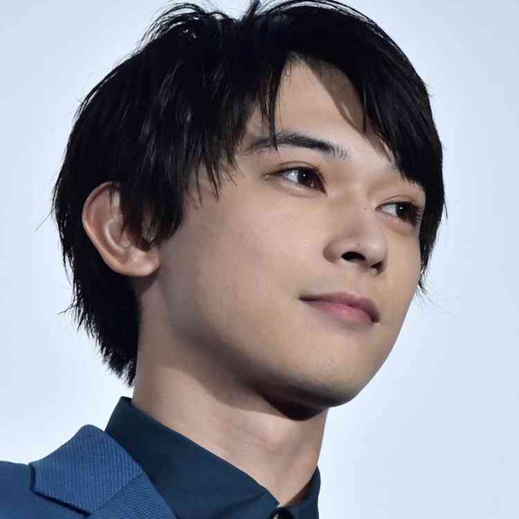 吉沢亮「国宝級イケメンランキング」殿堂入り