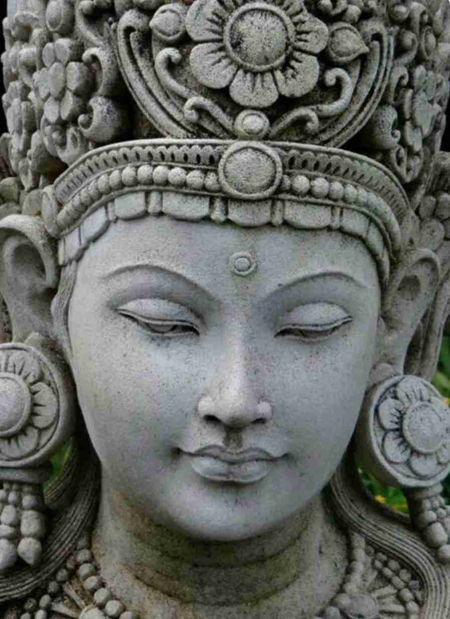 端正な顔って、何でしょう？