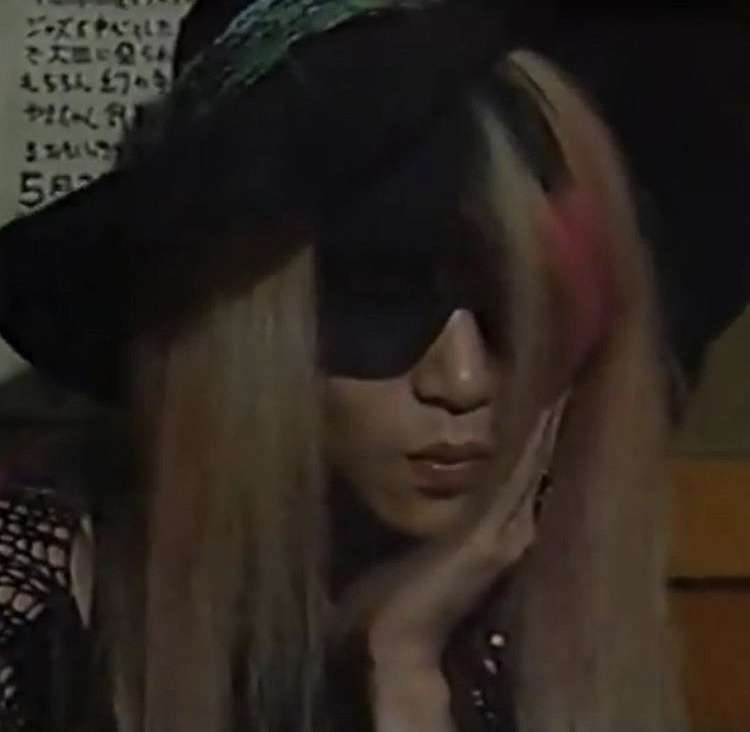 hideを語りたい(21回目の命日)