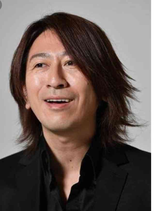 岩堀せり、夫・GLAY TAKUROの愛娘へのサプライズ公開に反響「素敵な家族」「世界一かっこいいパパ」