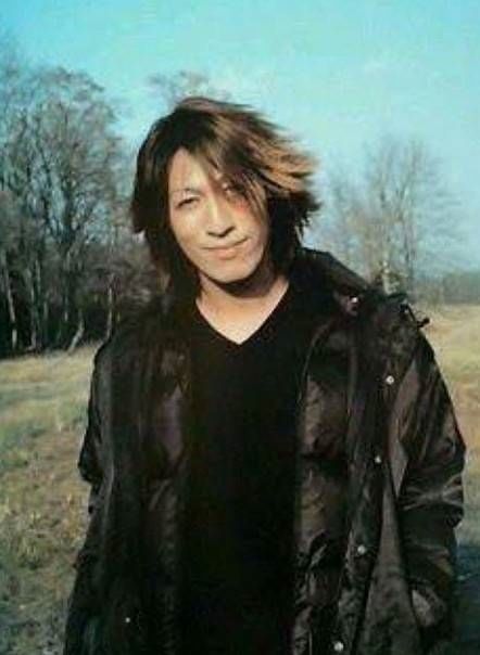 岩堀せり、夫・GLAY TAKUROの愛娘へのサプライズ公開に反響「素敵な家族」「世界一かっこいいパパ」