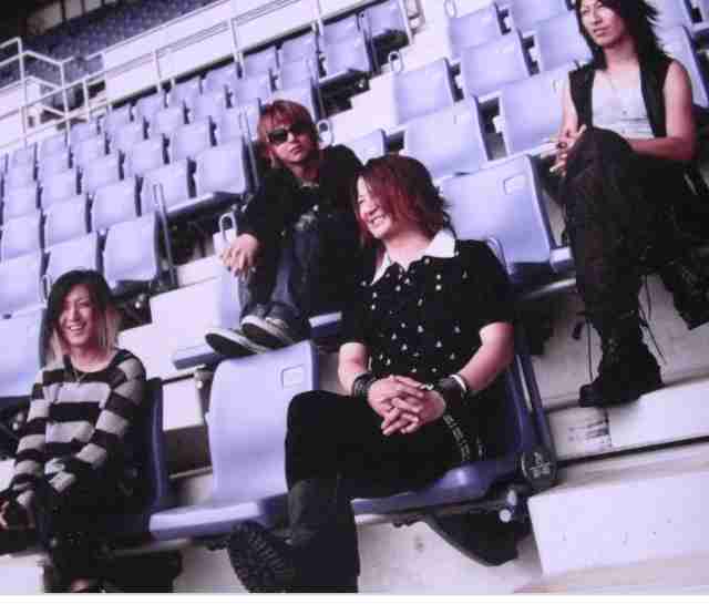岩堀せり、夫・GLAY TAKUROの愛娘へのサプライズ公開に反響「素敵な家族」「世界一かっこいいパパ」