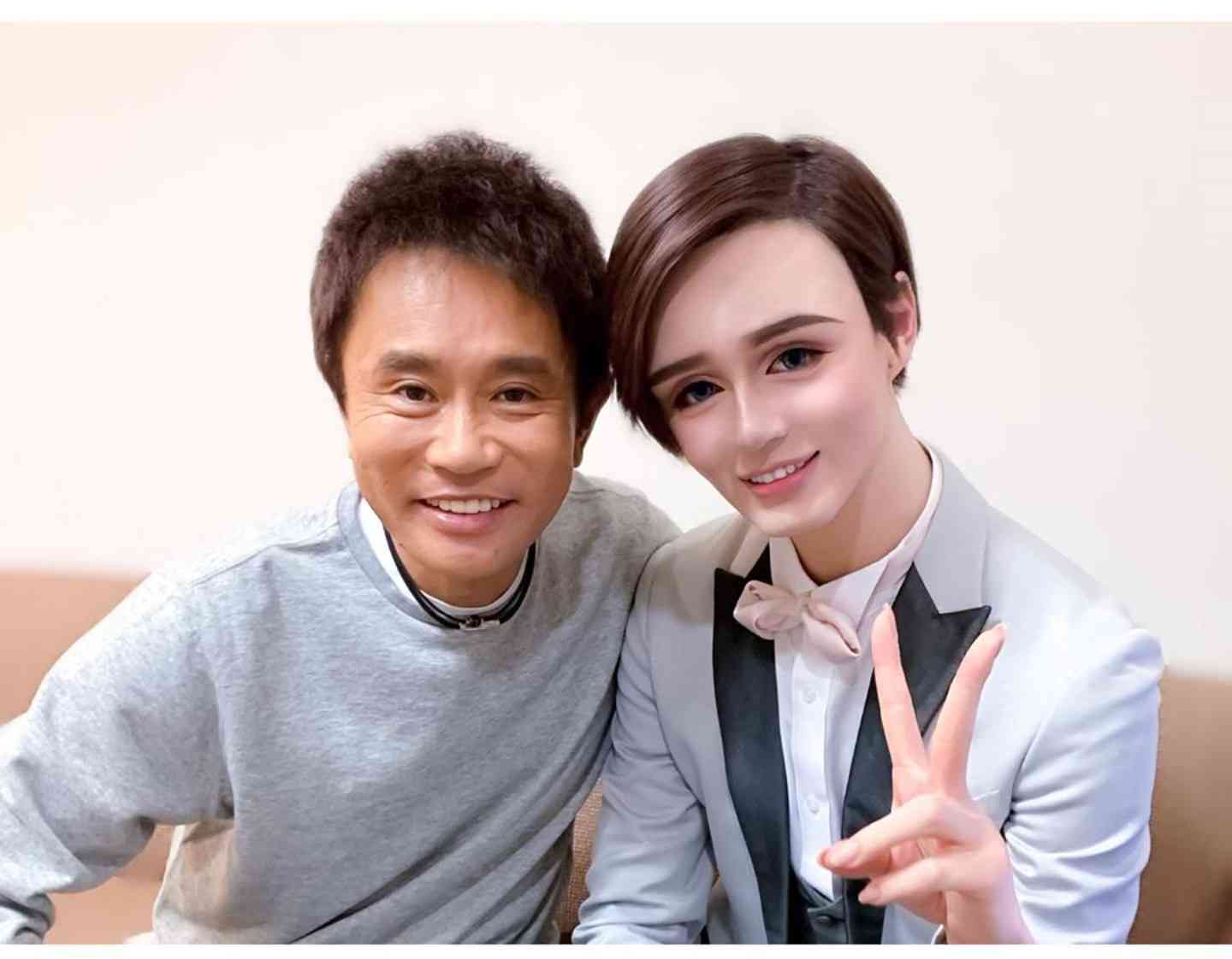 Matt、外国人モデルとの3ショットにフォロワー白旗「最強過ぎてコメントできません」