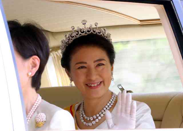 ｛実況・感想｝新天皇陛下即位、剣璽等承継・朝見の儀｛令和元年｝