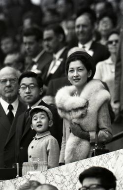 ｛実況・感想｝新天皇陛下即位、剣璽等承継・朝見の儀｛令和元年｝