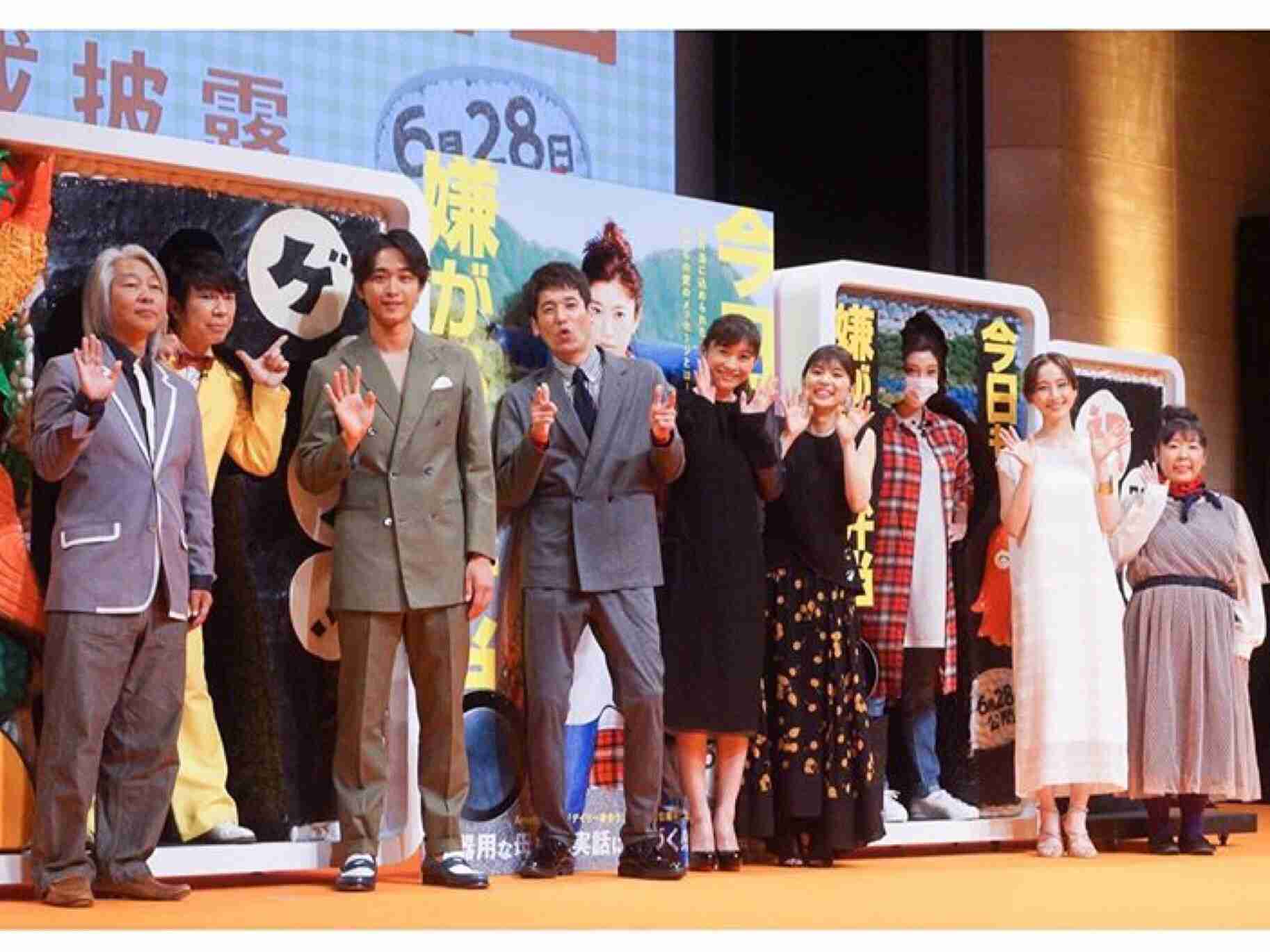 ざわちん、篠原涼子のなりきりメークに挑戦 本人もビックリ!