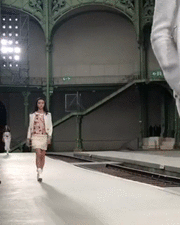 ガニ股矯正！まっすぐ綺麗な歩き方！