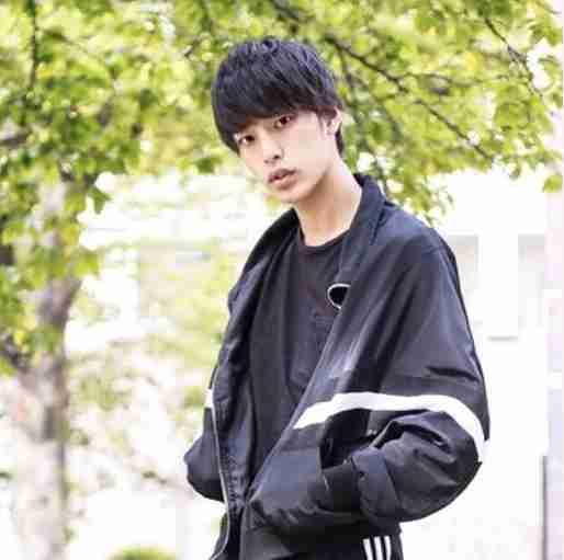 「ブスやし。いらんし」恋愛番組出演のモデル、ファンのプレゼントを蹴飛ばし炎上 イベントも出演禁止に