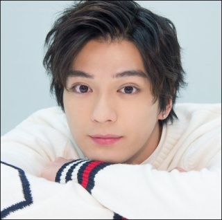 「ブスやし。いらんし」恋愛番組出演のモデル、ファンのプレゼントを蹴飛ばし炎上 イベントも出演禁止に