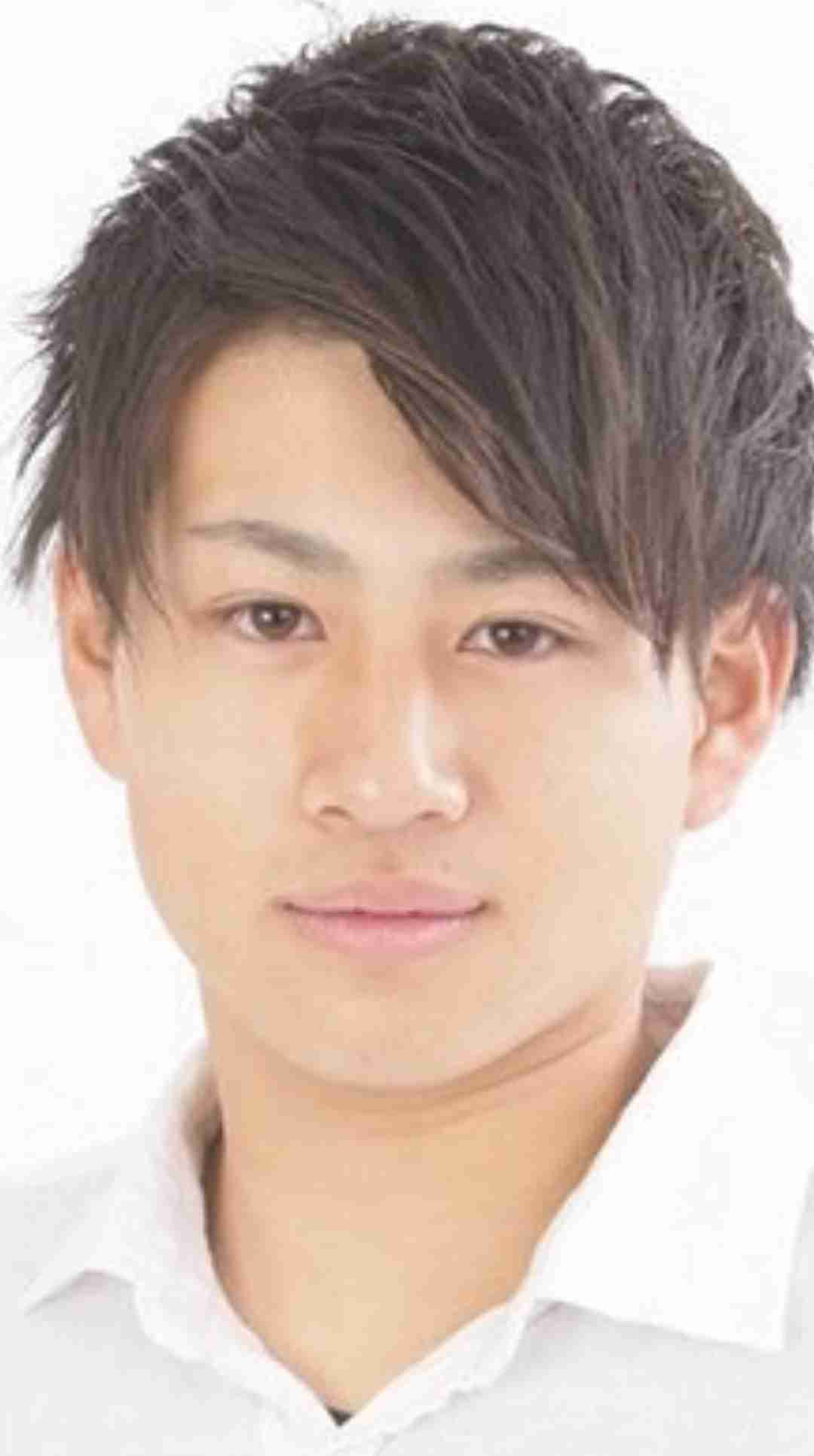 「ブスやし。いらんし」恋愛番組出演のモデル、ファンのプレゼントを蹴飛ばし炎上 イベントも出演禁止に