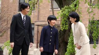 小室圭さん　3カ月夏休みにナゼ「帰国せず」　金銭トラブル解消チャンスも…