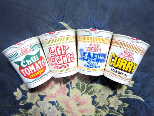辛くて幸せオイル付き「カップヌードル 激辛味噌」