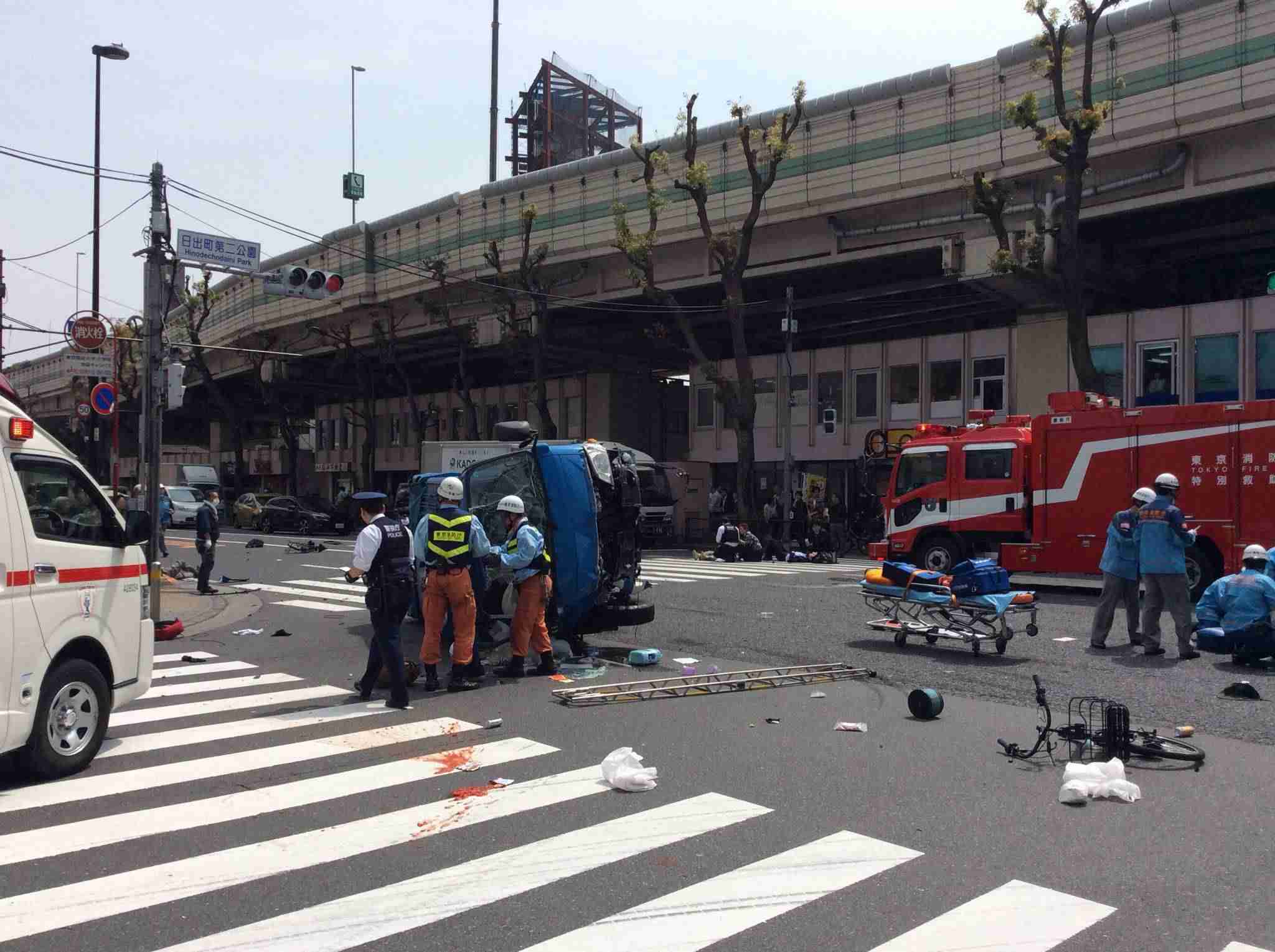 池袋の母子死亡事故 87歳のドライバーから任意で聴取