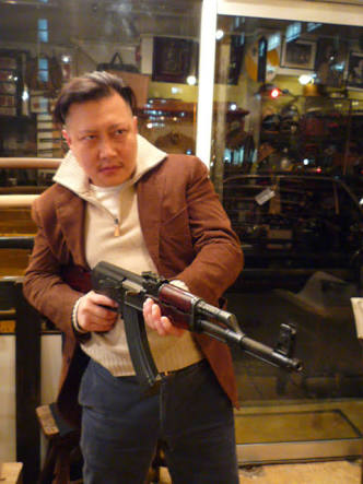 鳥肌実を愛でる会