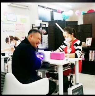 鳥肌実を愛でる会