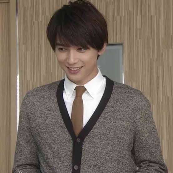 ブスに厳しい人