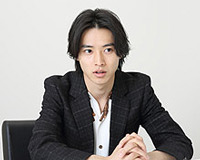 映画『キングダム』興行収入50億突破 主演・山崎賢人はシンガポールのイベントに登場