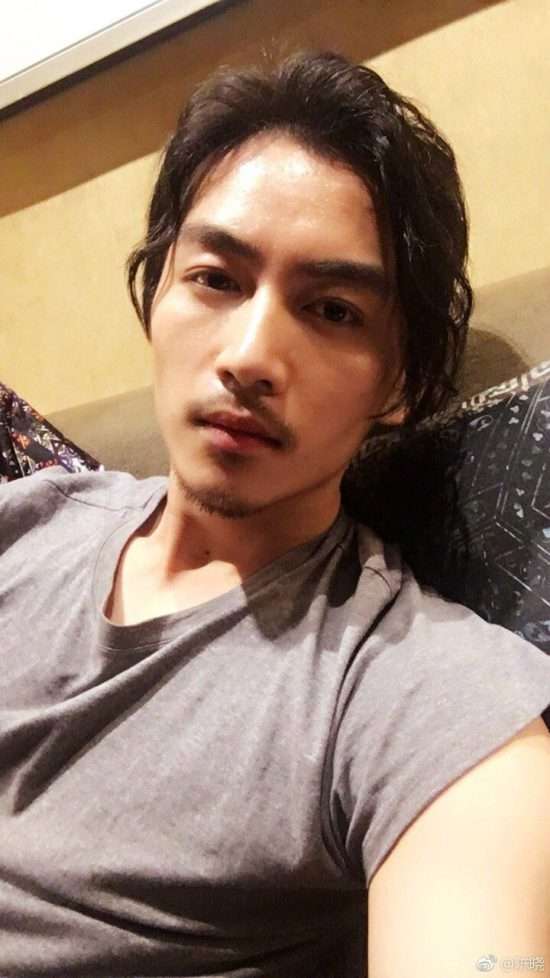 今の若手イケメン俳優には男らしさや大人っぽさが足りないと思いませんか?