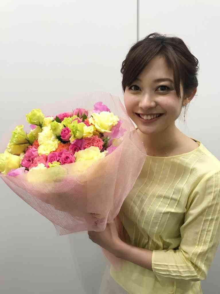 知的で美人な女子アナウンサー