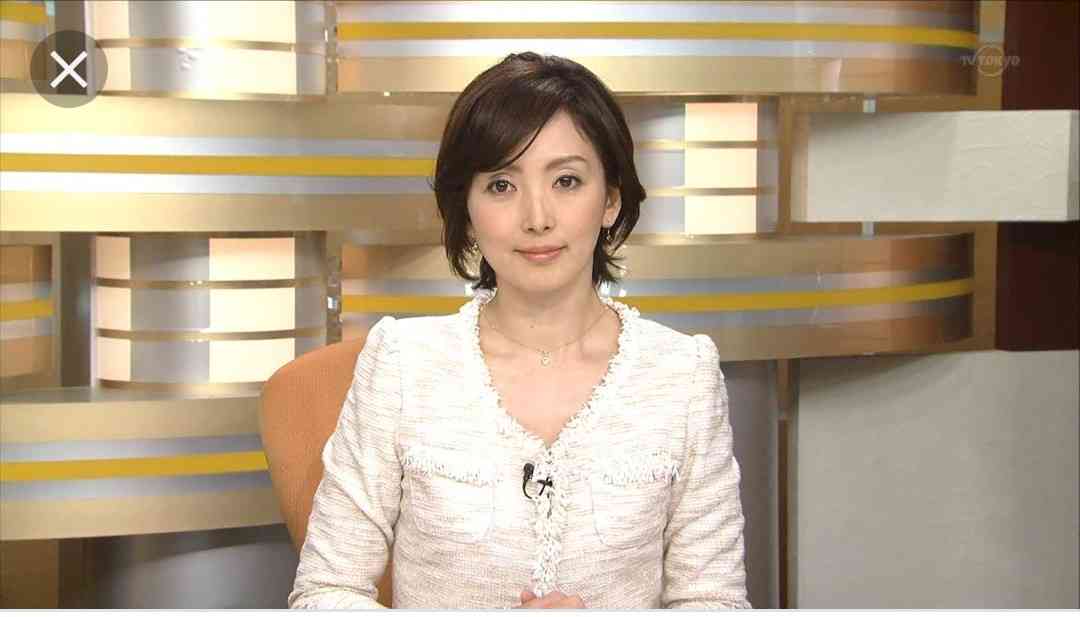 知的で美人な女子アナウンサー