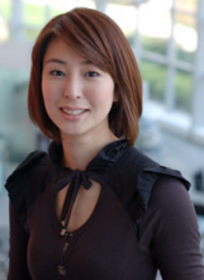 知的で美人な女子アナウンサー