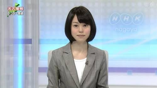 知的で美人な女子アナウンサー