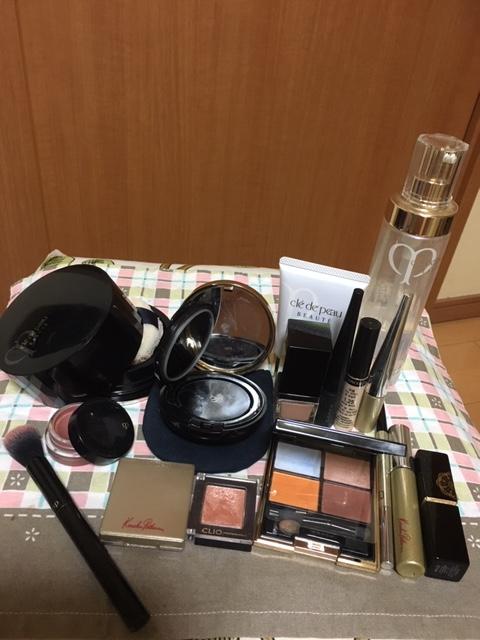 今日のメイクに使ったコスメを見せて下さい【part9】