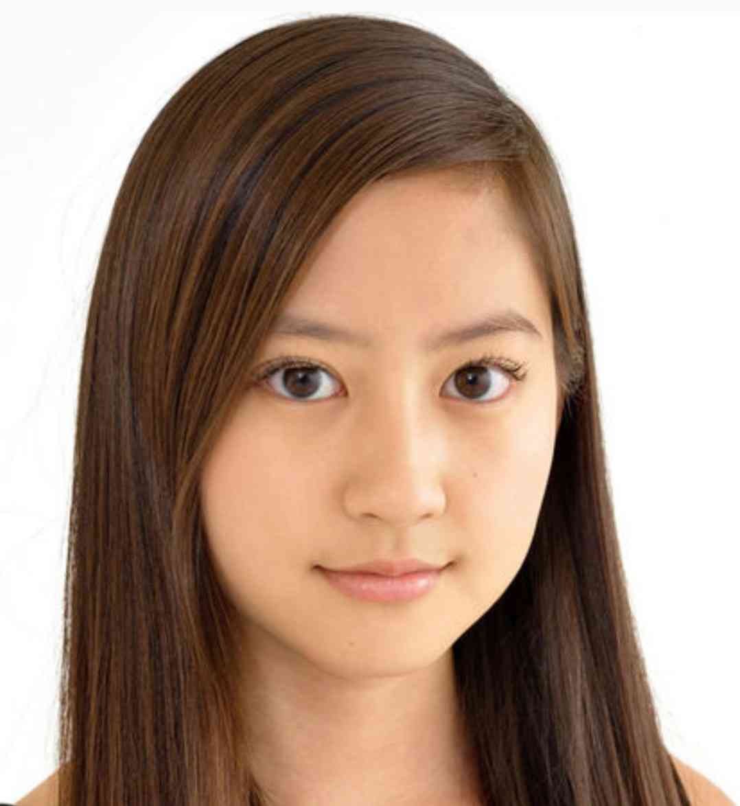 桐谷美玲＆河北麻友子が“お泊りディズニー” フル装備の“みれまゆ”コンビに反響
