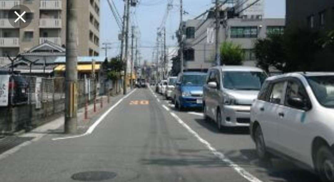 【車】信号機のない横断歩道【止まらない】
