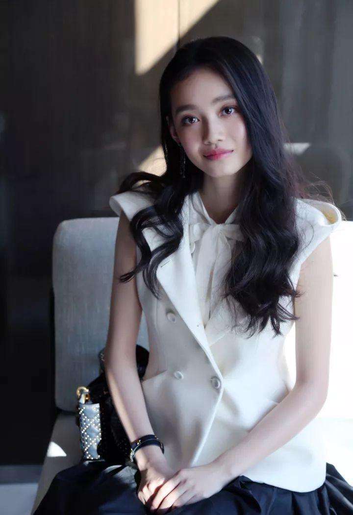 好きなコーデの画像を淡々と貼るトピ