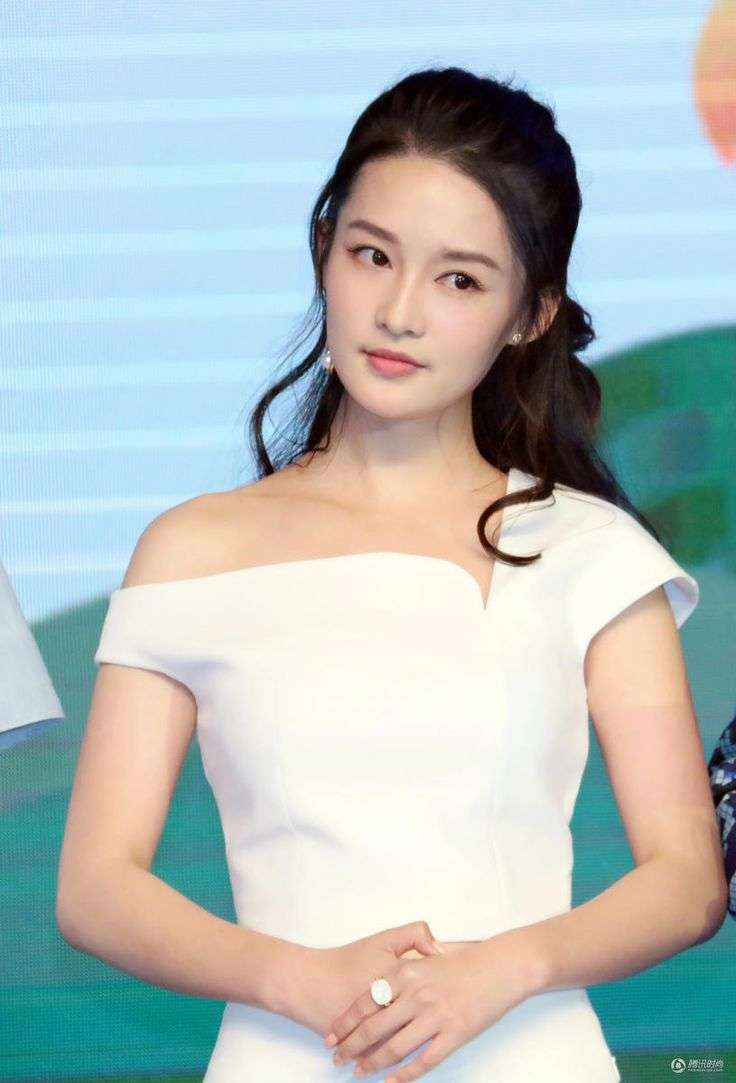 好きなコーデの画像を淡々と貼るトピ