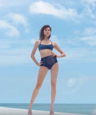 生まれ変わったらなりたいものはありますか??