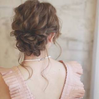 結婚式のお呼ばれメイクやヘアスタイル