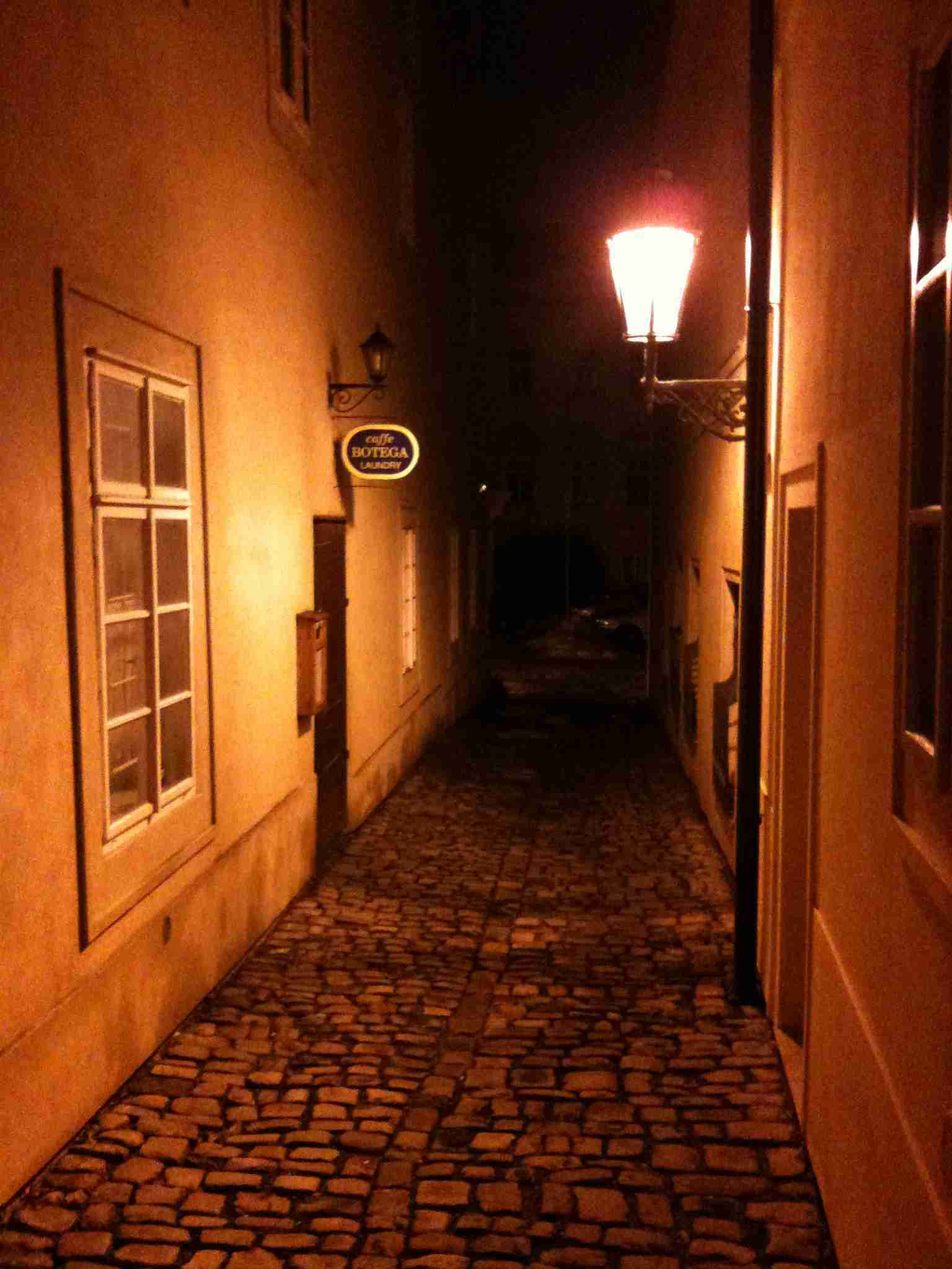 路地裏の写真をひたすら貼るトピ