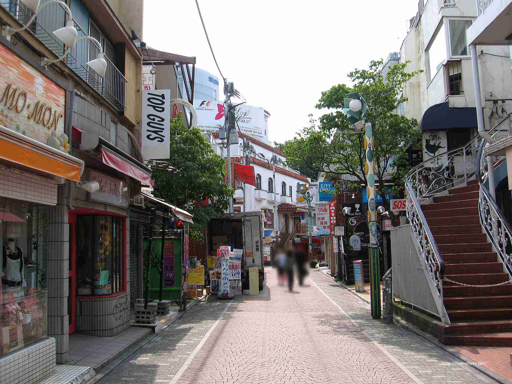 路地裏の写真をひたすら貼るトピ