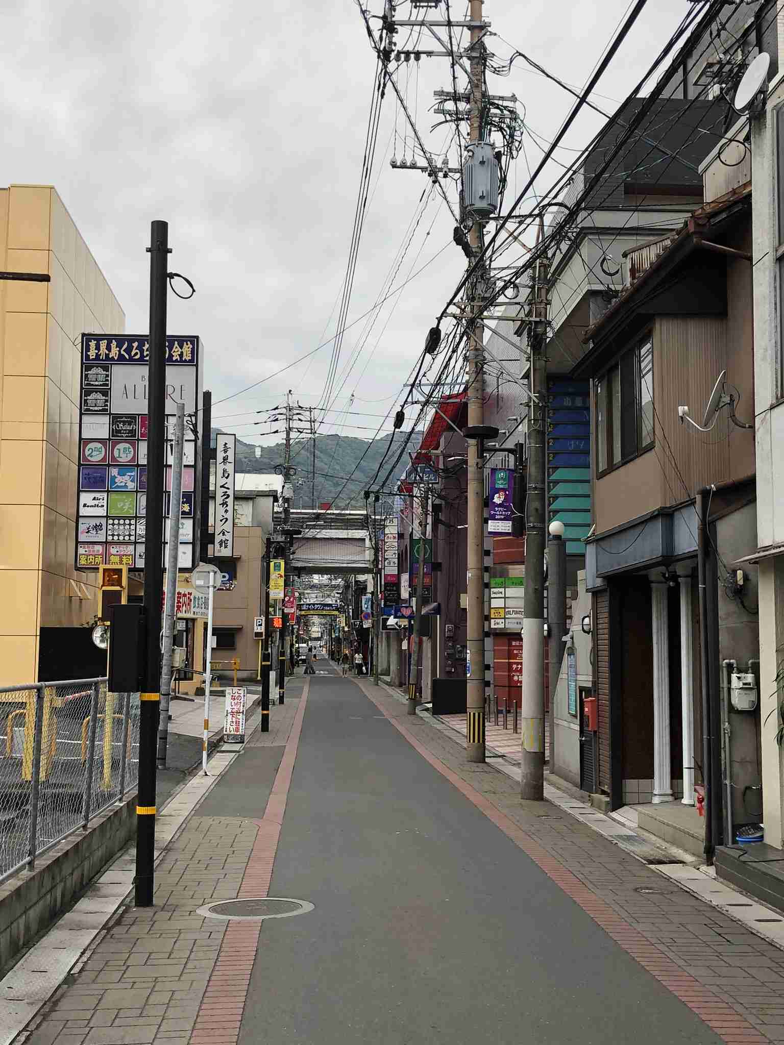 路地裏の写真をひたすら貼るトピ