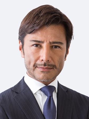 容姿の特徴を書くと、誰かがそれっぽい芸能人の画像を貼ってくれるトピ