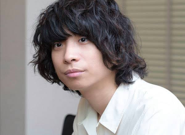 容姿の特徴を書くと、誰かがそれっぽい芸能人の画像を貼ってくれるトピ