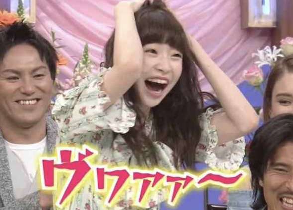 容姿の特徴を書くと、誰かがそれっぽい芸能人の画像を貼ってくれるトピ