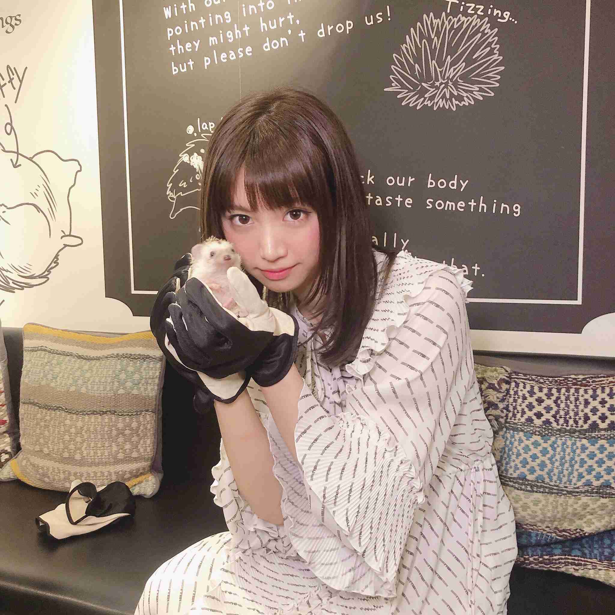 「日本一可愛いコンビニ店員」として売り出すモデル 嘘だと明かす