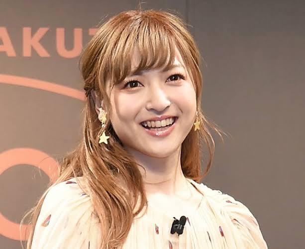 神田沙也加、赤紫の新髪型に「アリエルみたいで可愛い」「似合ってる」の声