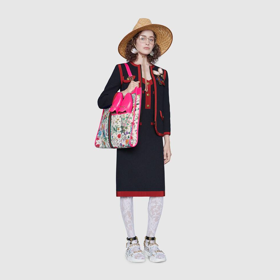 神田うの、太めデニムのカジュアル私服が大反響「さすが」「真似したい」