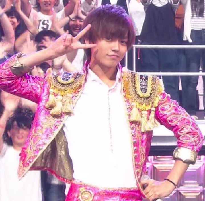 キンプリ（King ＆ Prince）、アルバム収録新曲「Naughty Girl」MV解禁 腹筋チラ見せシーンも